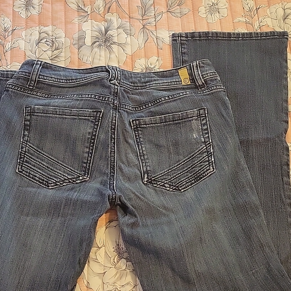 ⭐️New Listing⭐️ LC boot cut jeans - Picture 4 of 5